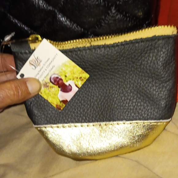 NWT SSEKO SMALL MOON CLUTCH BLACK AND GOLD - Picture 1 of 4